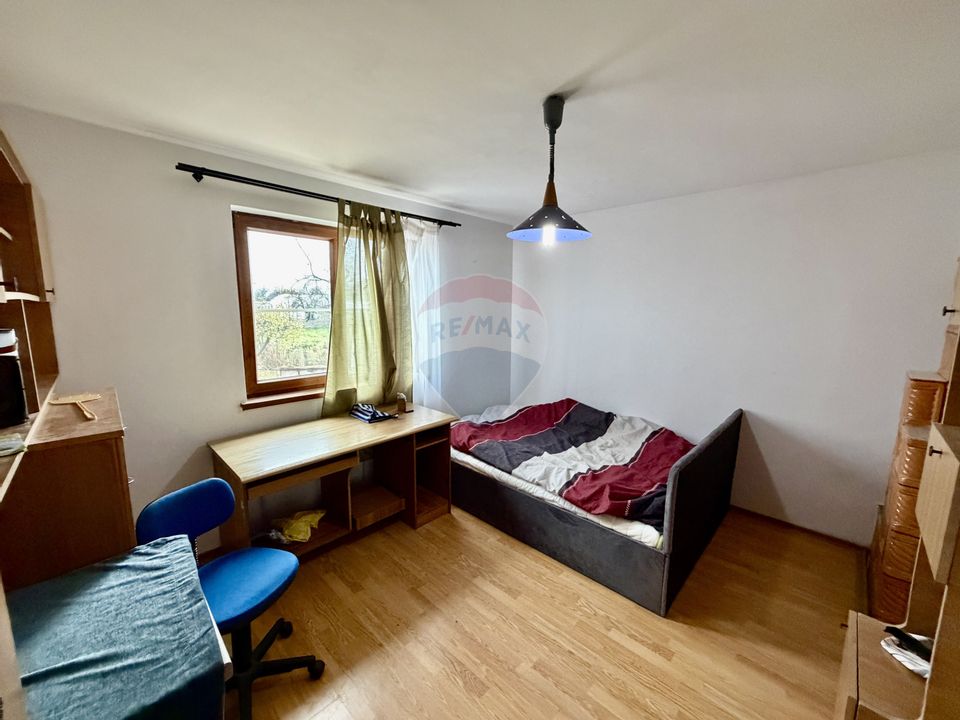 4 room House / Villa for sale