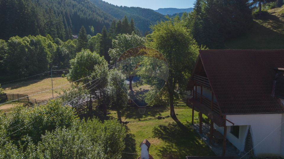 Casă / Vilă cu 6 camere, in inima naturii, comision zero pt cumparator