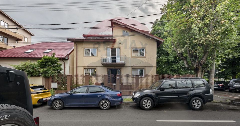 7 room House / Villa for sale, Bucurestii Noi area