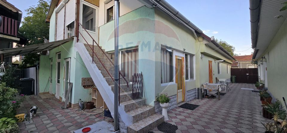 10 room Hotel / Pension for sale, Sud-Vest area