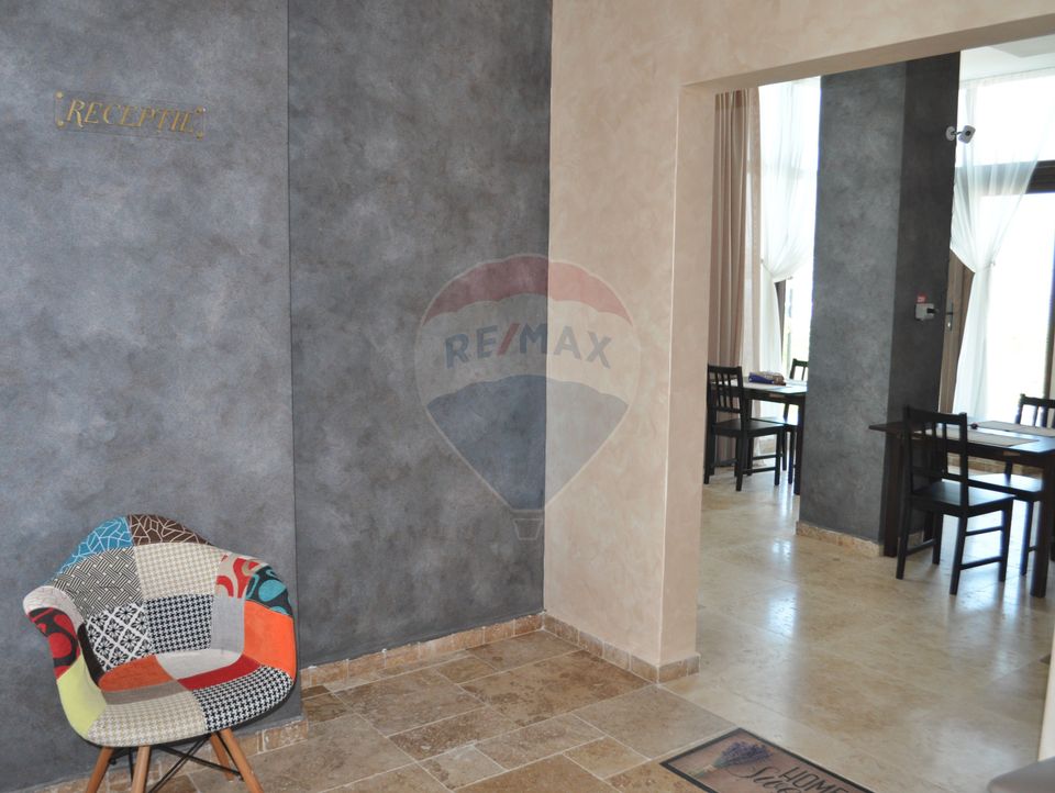 18 room Hotel / Pension for sale