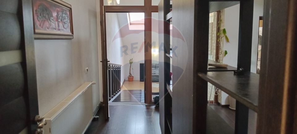 4 room House / Villa for sale, Central area