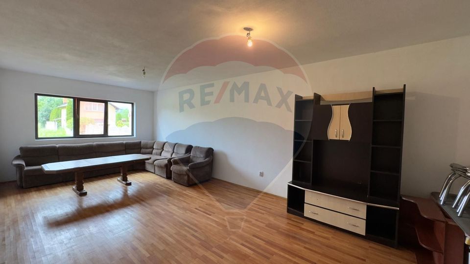 20 room House / Villa for sale