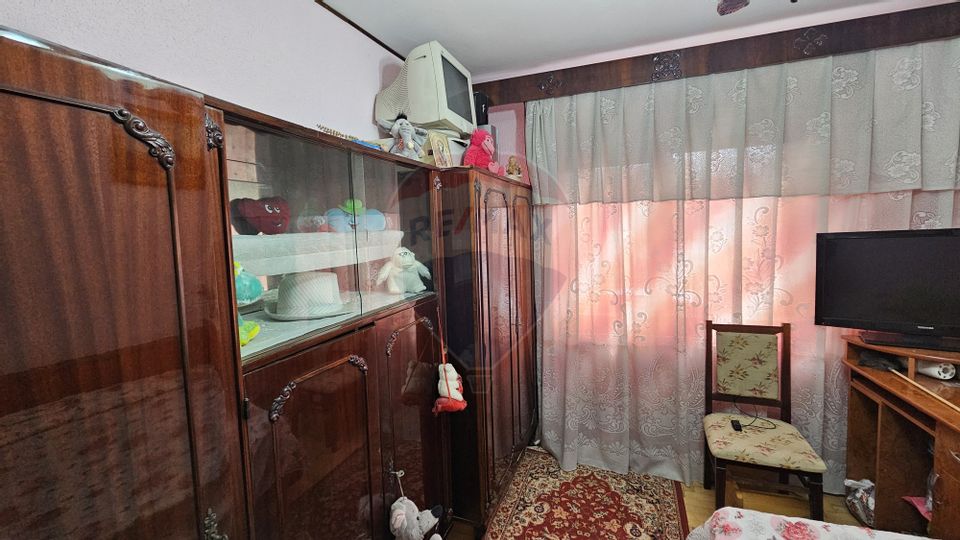 Apartament decomandat cu 2 camere în zona Burdujeni