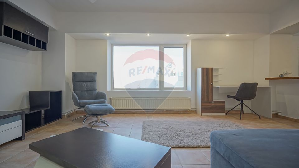 Apartament 3 camere cu panorama in Centrul Civic