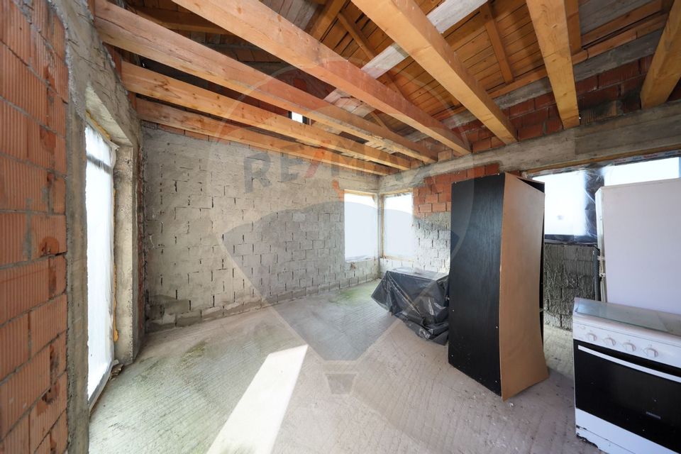 6 room House / Villa for sale