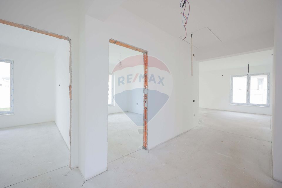 4 room House / Villa for sale