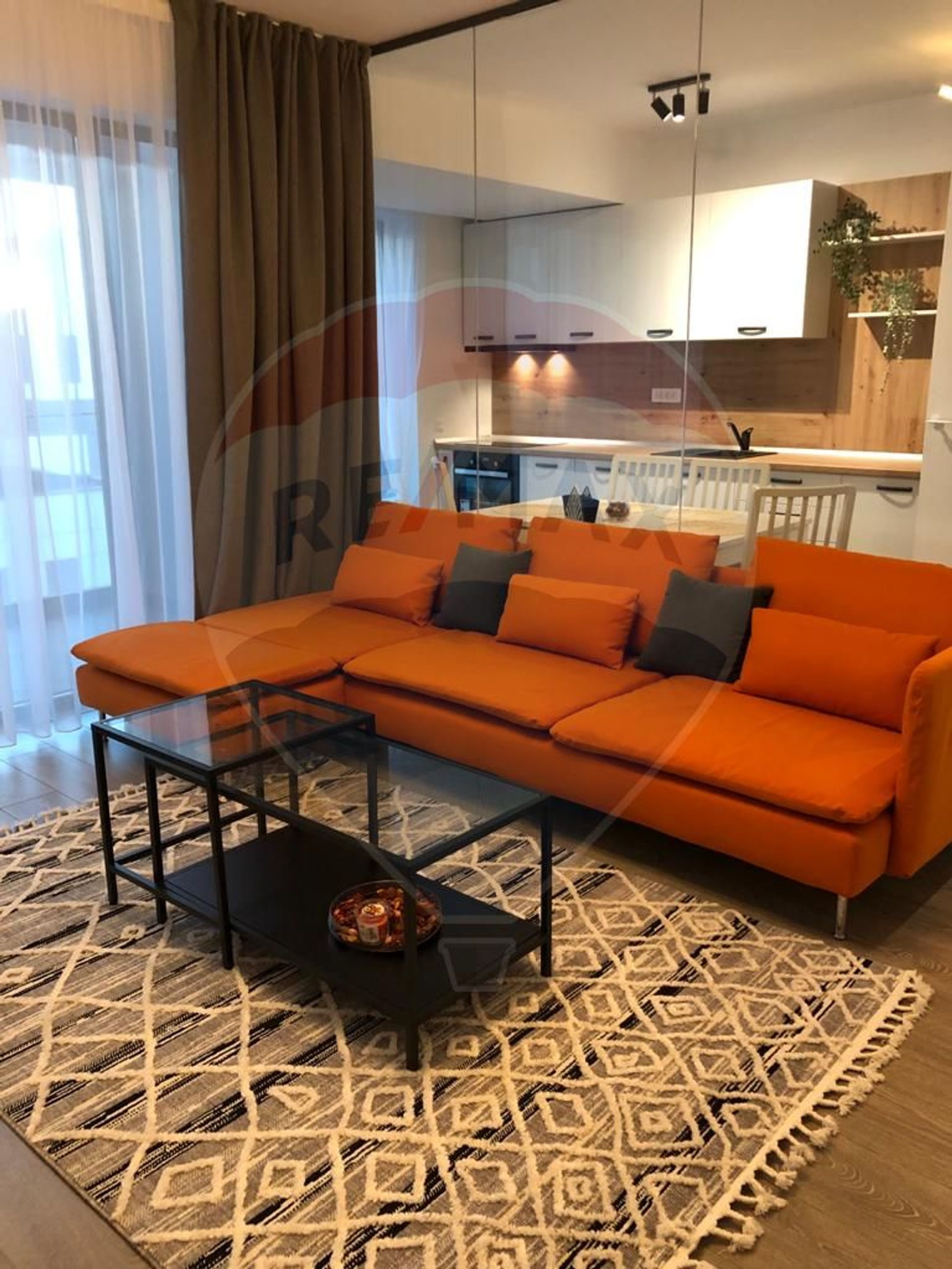 Apartament 2 camere inchiriere in bloc de apartamente Bucuresti, Pipera