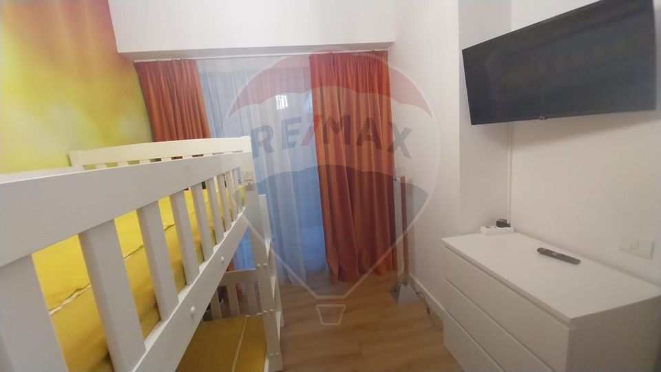 Apartament de vanzare in prima linie la mare