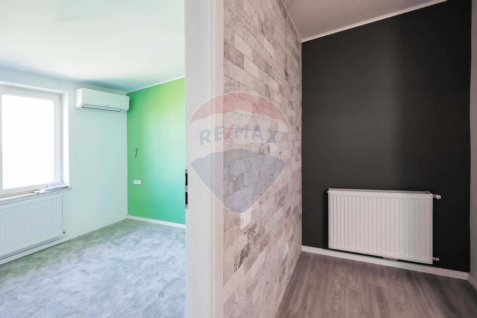 Garsonieră Renovată Premium, 4/4,  Podului, Rogerius, De Vânzare