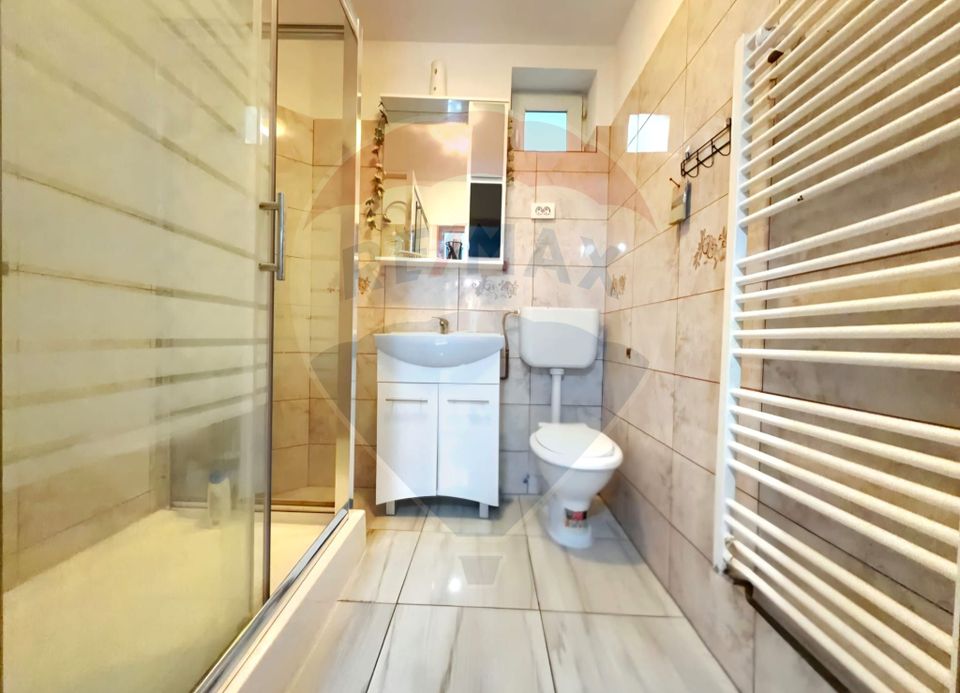 Casă de vanzare in zona Dâmbovița