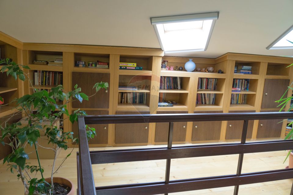 7 room House / Villa for sale, Faget area