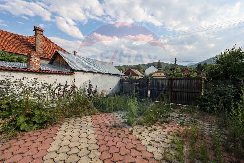 Vilă cu 3 camere de vânzare în Sacele