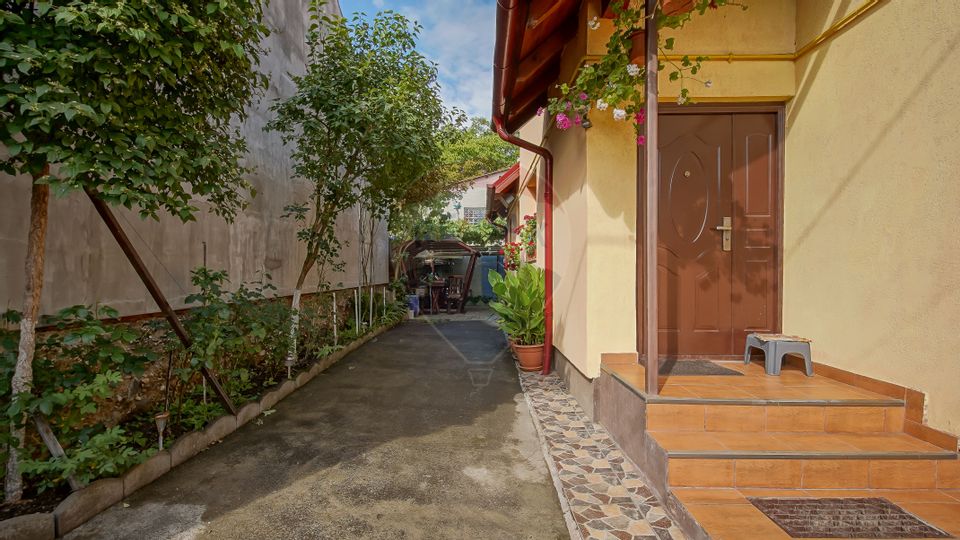 REZERVAT Casă tipică pentru un stil de viață liniștit  Craiter, Brașov