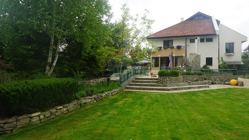 7 room House / Villa for sale