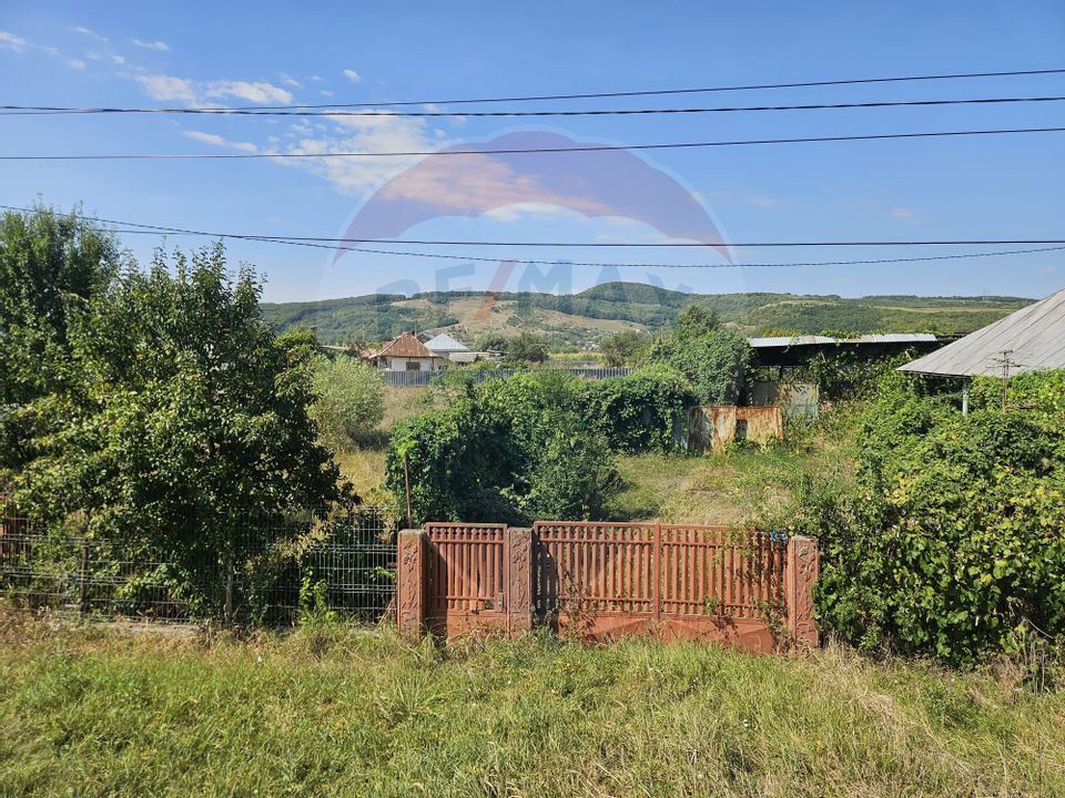 Teren intravilan de vânzare | Sănduleni / Strada TAZLAULUI (DN11)