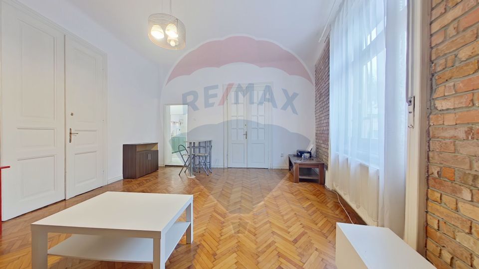 Casă cu 3 camere de închiriat în zona UMF || Comision 0%