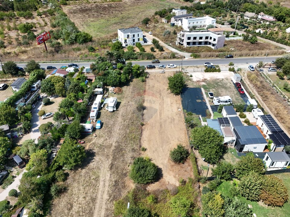 De vanzare teren intravilan 989 mp - Vama Veche