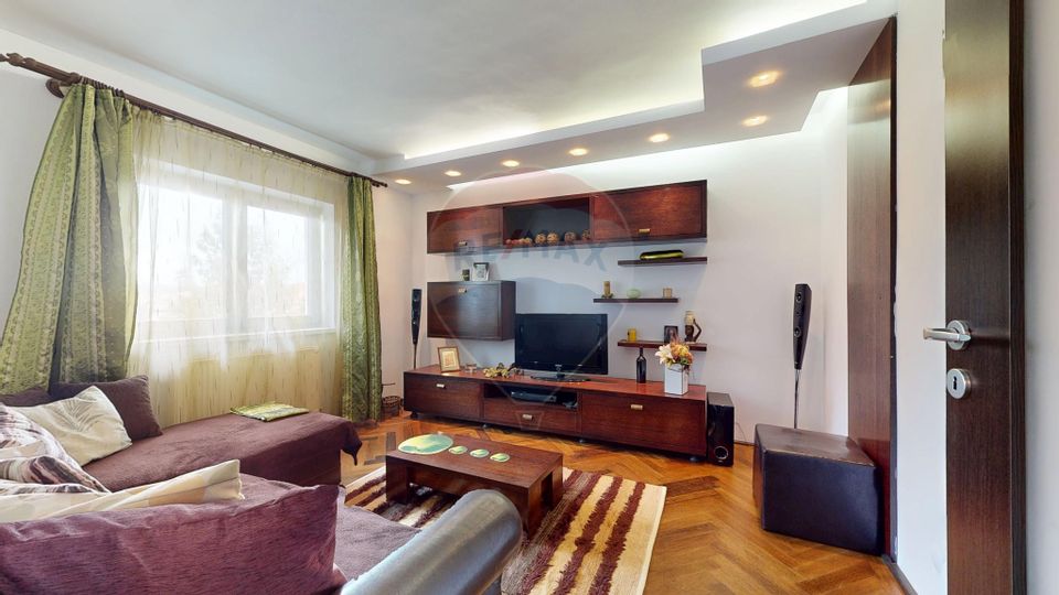 Apartament cu 2 camere de închiriat în zona Central
