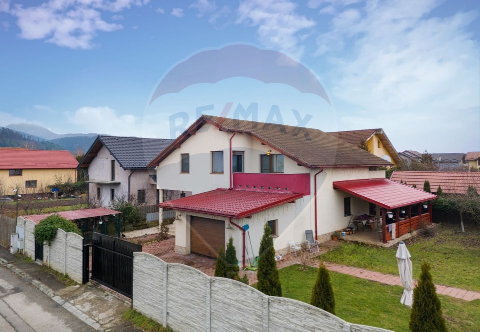 4 room House / Villa for sale