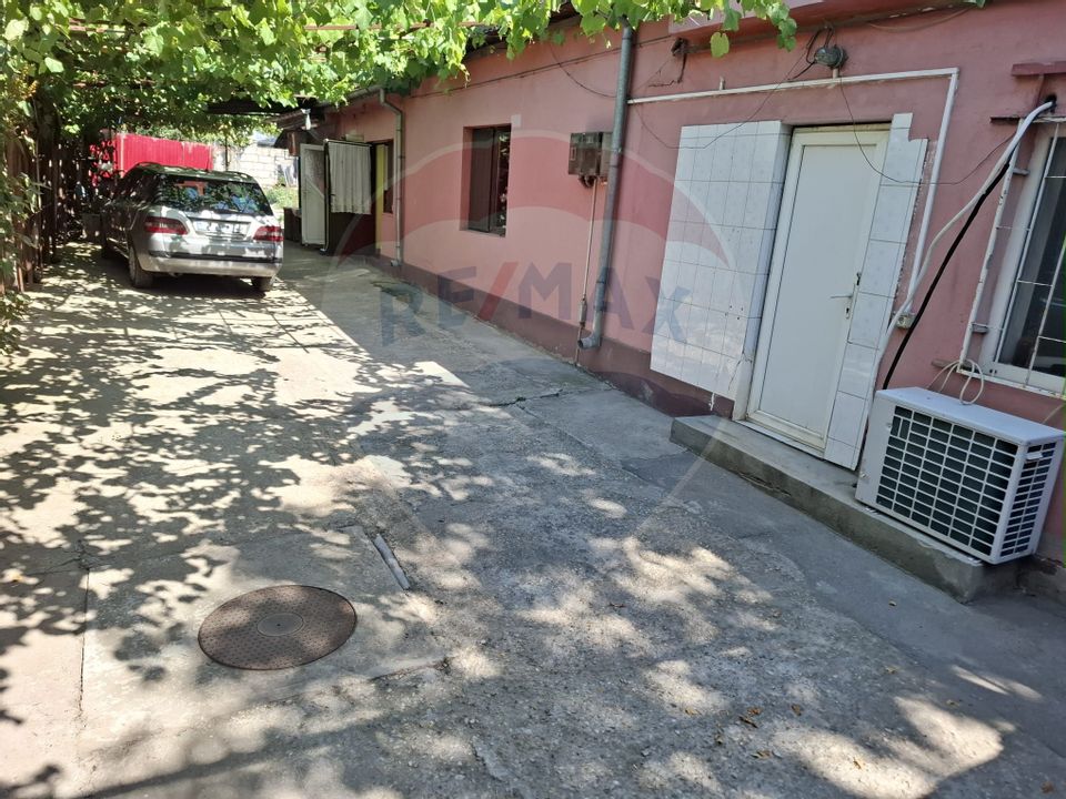 De vanzare teren cu potențial pentru dezvoltare imobiliară