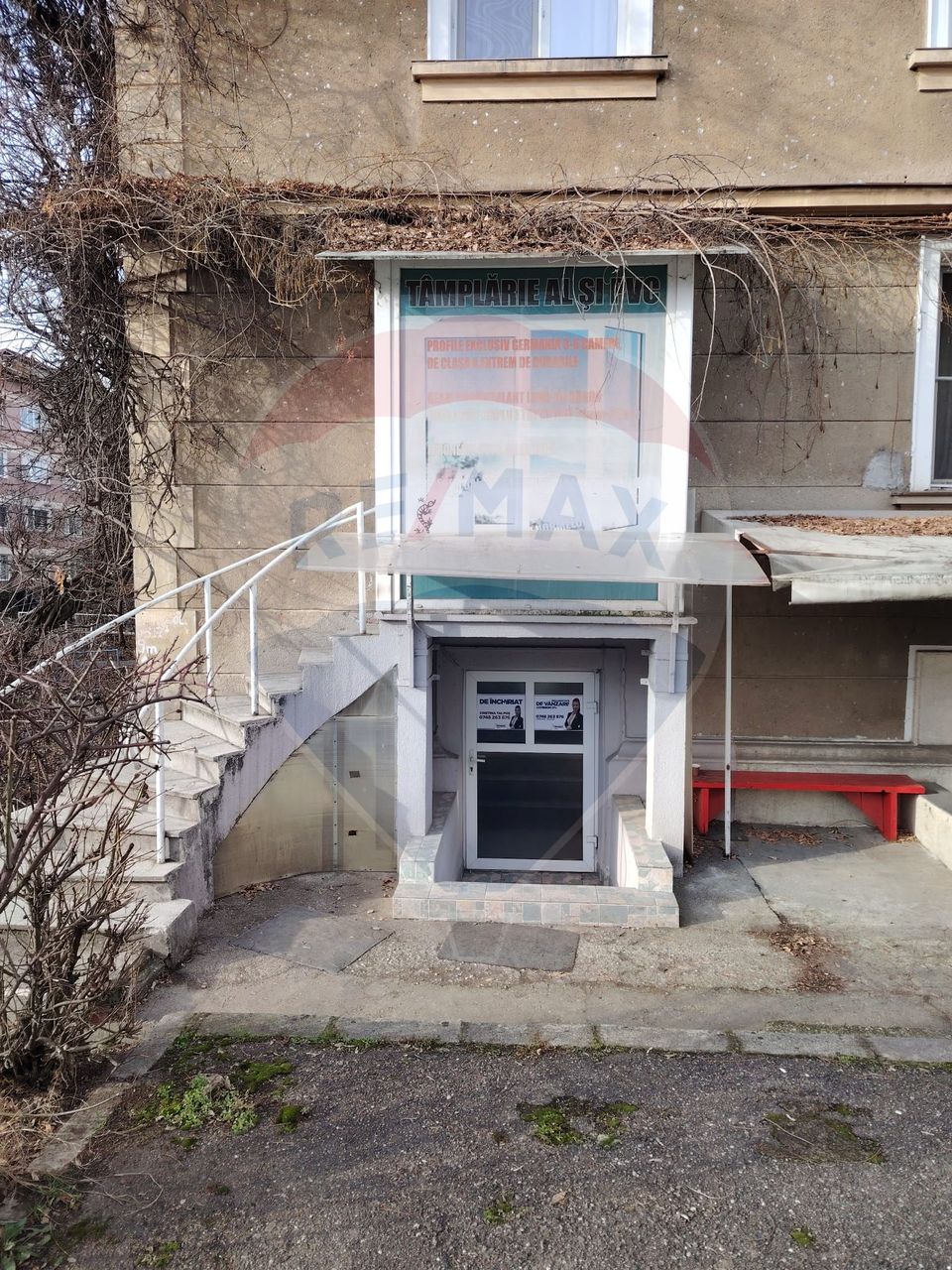 13.6sq.m Commercial Space, Ultracentral area