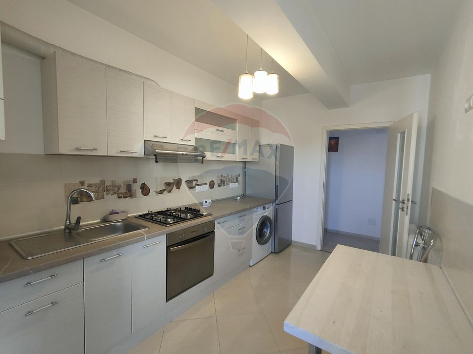 Apartament cu 2 camere de închiriat