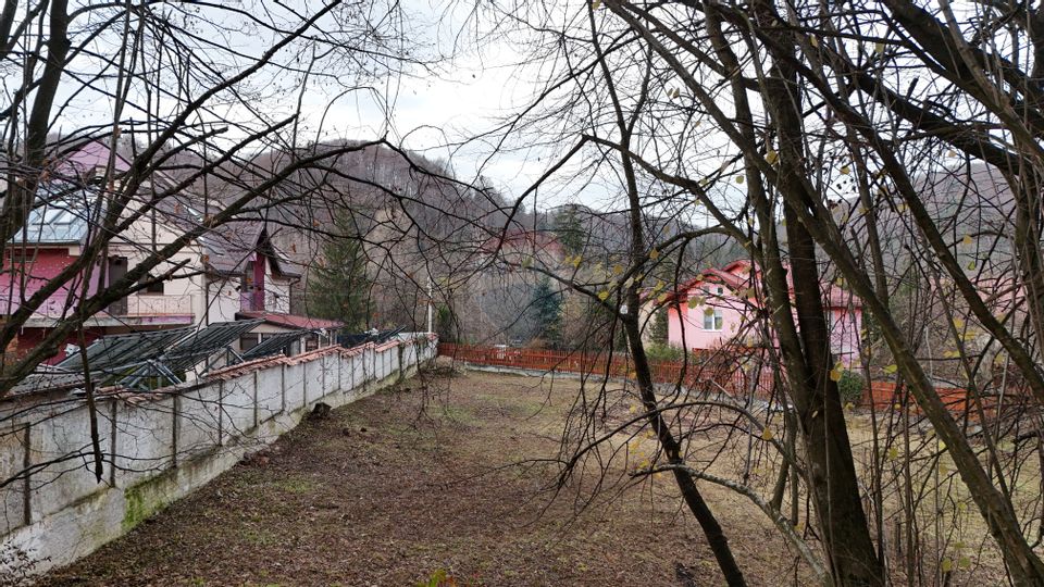 Comision 0% | 1.142 mp | Zonă premium de vile – Dâmbul Morii, Brașov