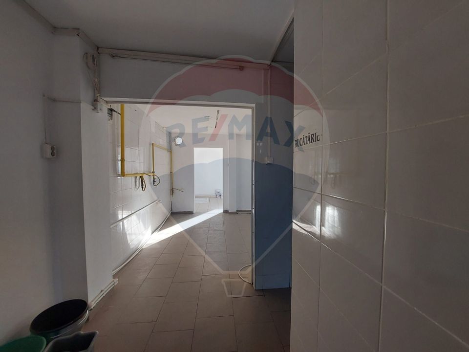 74.13sq.m Commercial Space for rent, Central area