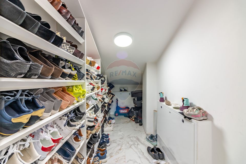 Penthouse 5 camere, acces privat lift | Sisesti, Rompetrol