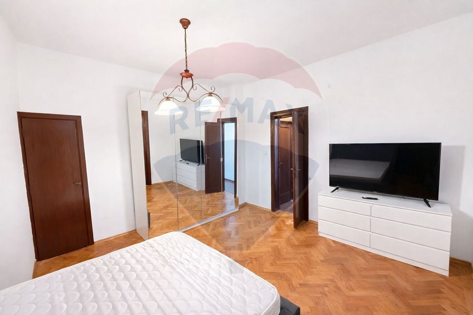 APARTAMENT 3 CAMERE- PRIMA INCHIRIERE– STEFAN CEL MARE