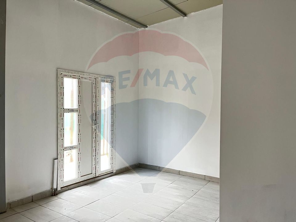 Commercial space 60 sqm for rent in Vitan area