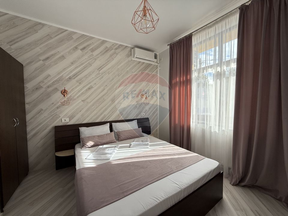 Casa / Pensiune cu 12 camere de vânzare în zona Eforie Sud Constanta