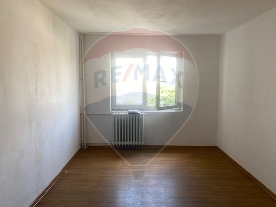 Apartament cu doua camere in zona Vitan