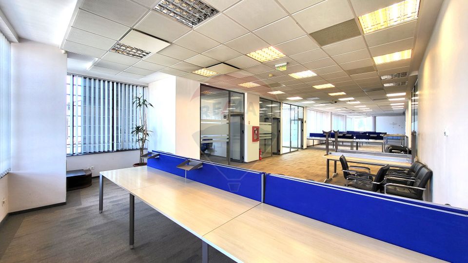 Spatiu birouri de închiriat 160 - 500 mp Central. Comision 0%