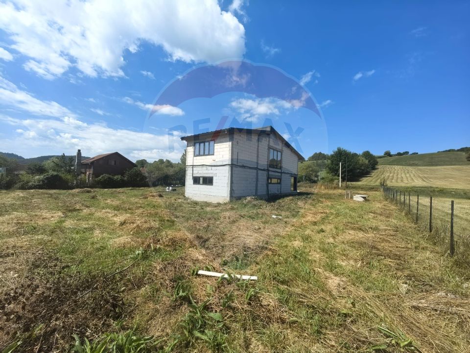 DE VANZARE Casă modernă cu etaj și dotări premium – Copalnic