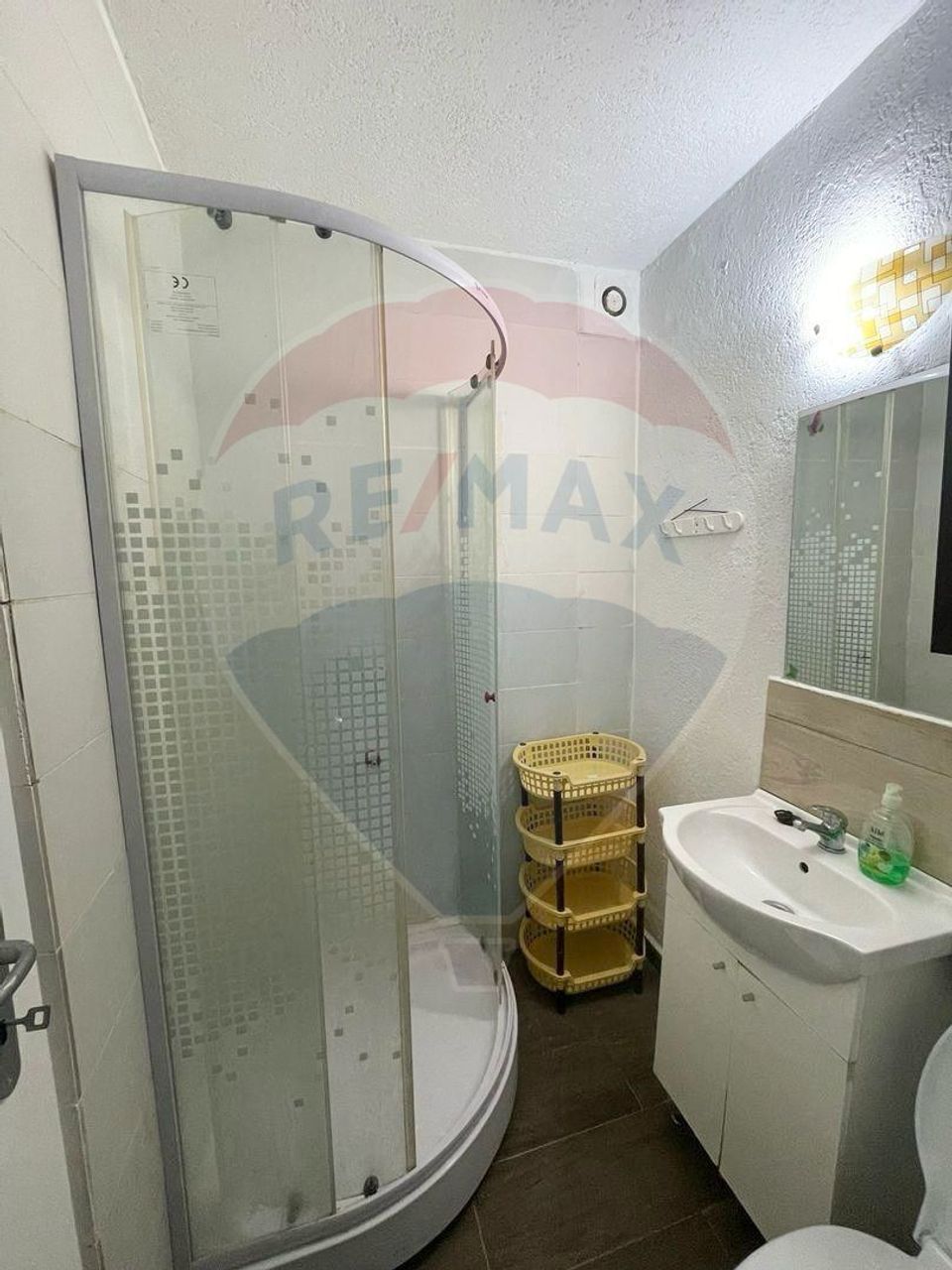 Garsoniera de inchiriat in zona Gradiste