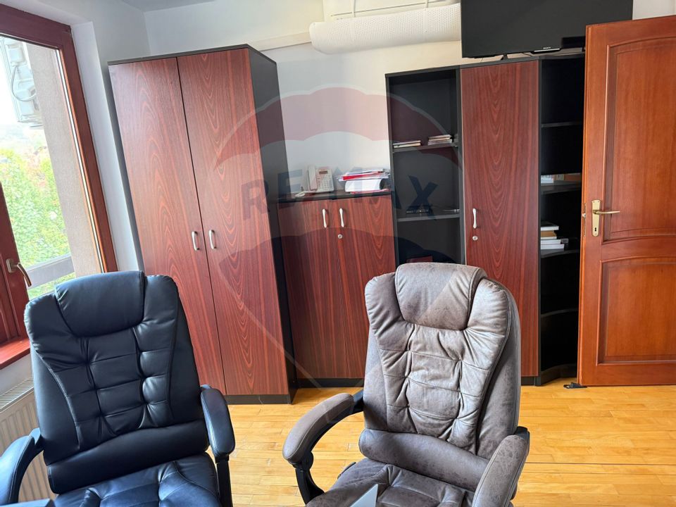 6 room House / Villa for rent, Valea Borcutului area