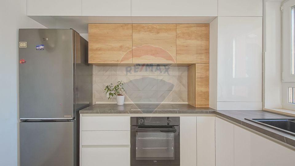 3 room Apartment for rent, Tractorul area