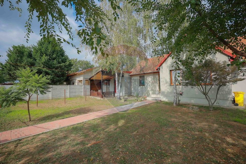 4 room House / Villa for sale