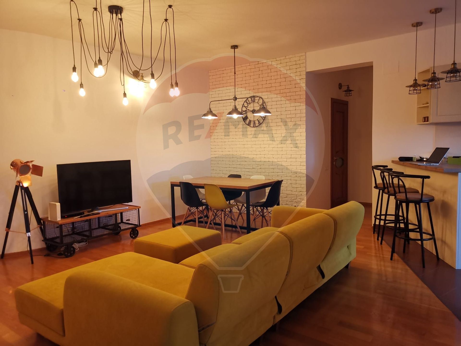 Apartament 3 camere inchiriere in bloc de apartamente Bucuresti, Floreasca