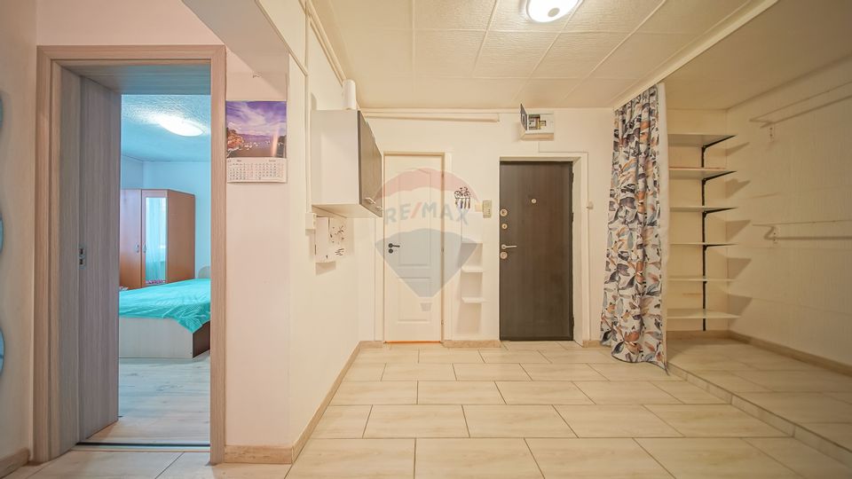 Apartament cu 3 camere de închiriat în zona Brasovul Vechi