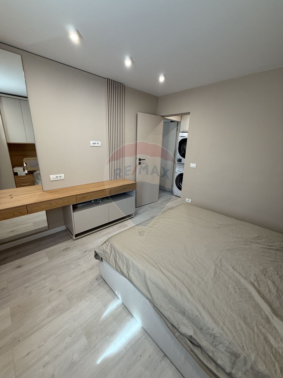 2 room Apartment for rent, Central area