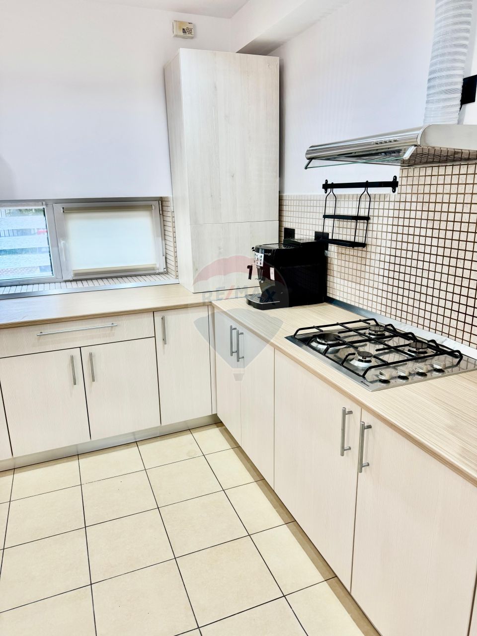 Casă / Vilă cu 3 camere de închiriat în zona Exterior Nord