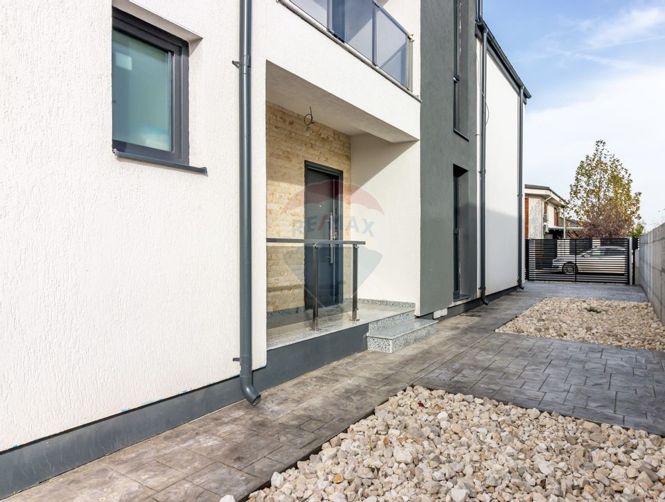 Casă / Vilă de vanzare cu 5 camere, adiacent Martha Bibescu, Mogosoaia