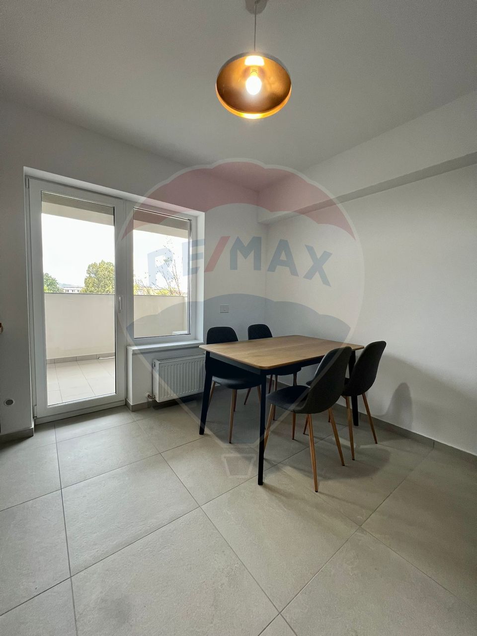 Apartament nou, prima utilizare - 2 Camere + Parcare