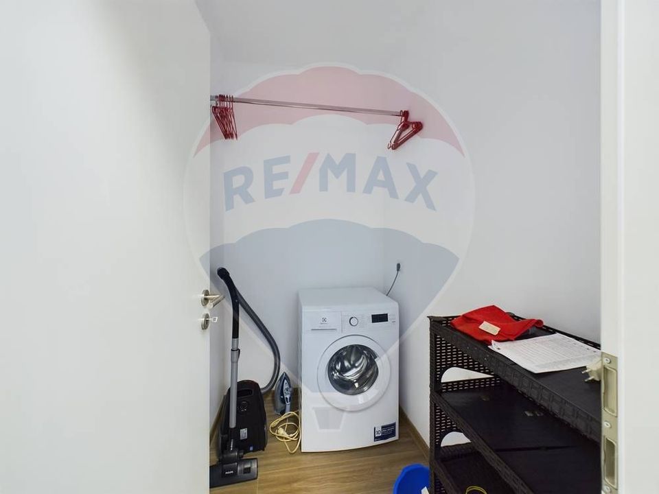 2 room Apartment for rent, Tractorul area