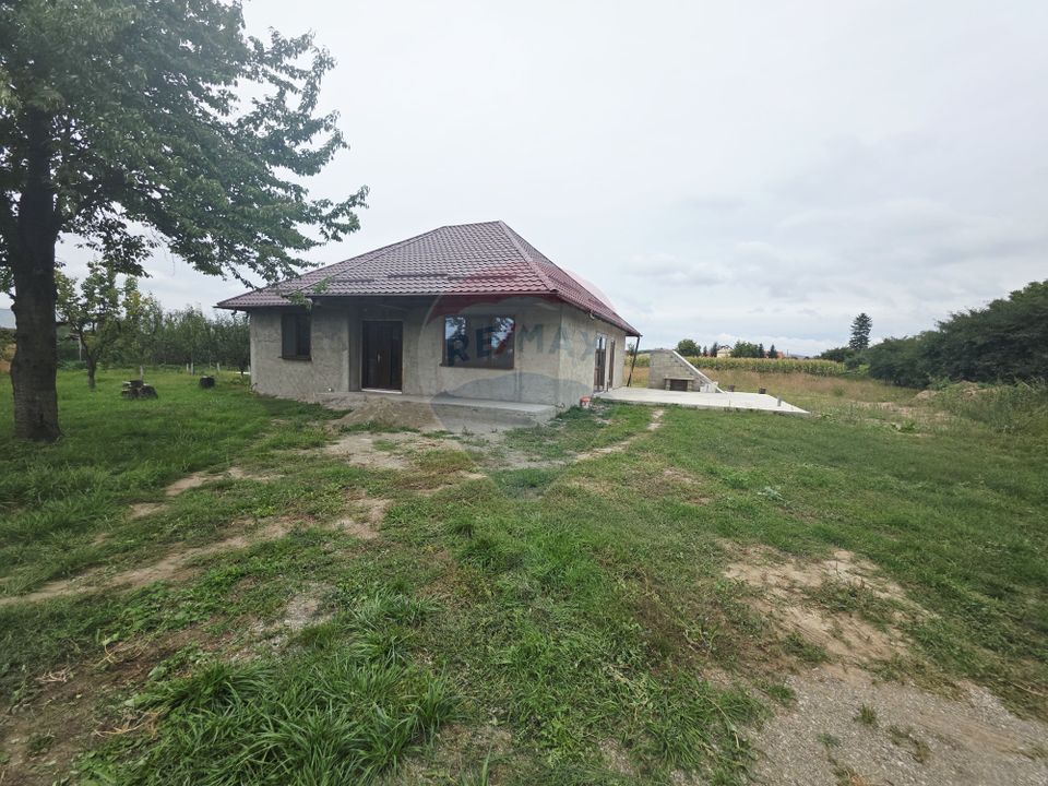 4 room House / Villa for sale