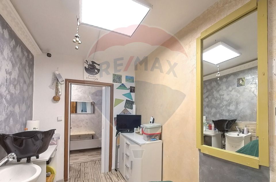 Apartament 3 camere parter cu balcon