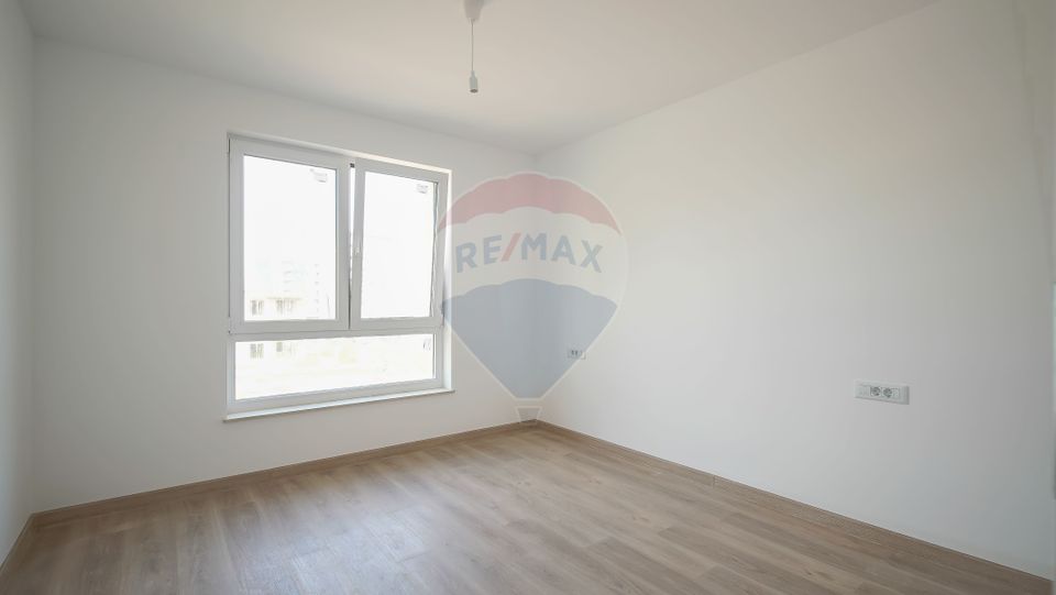 ! VANDUT ! Apartament 2 camere predare în maxim doua luni, Brașov